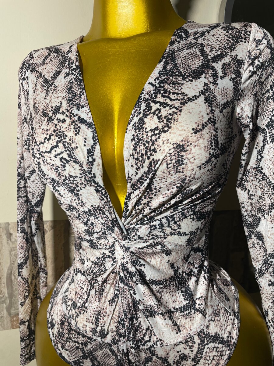 Body Femme Serpent Sexy