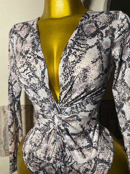 Body Femme Serpent Sexy