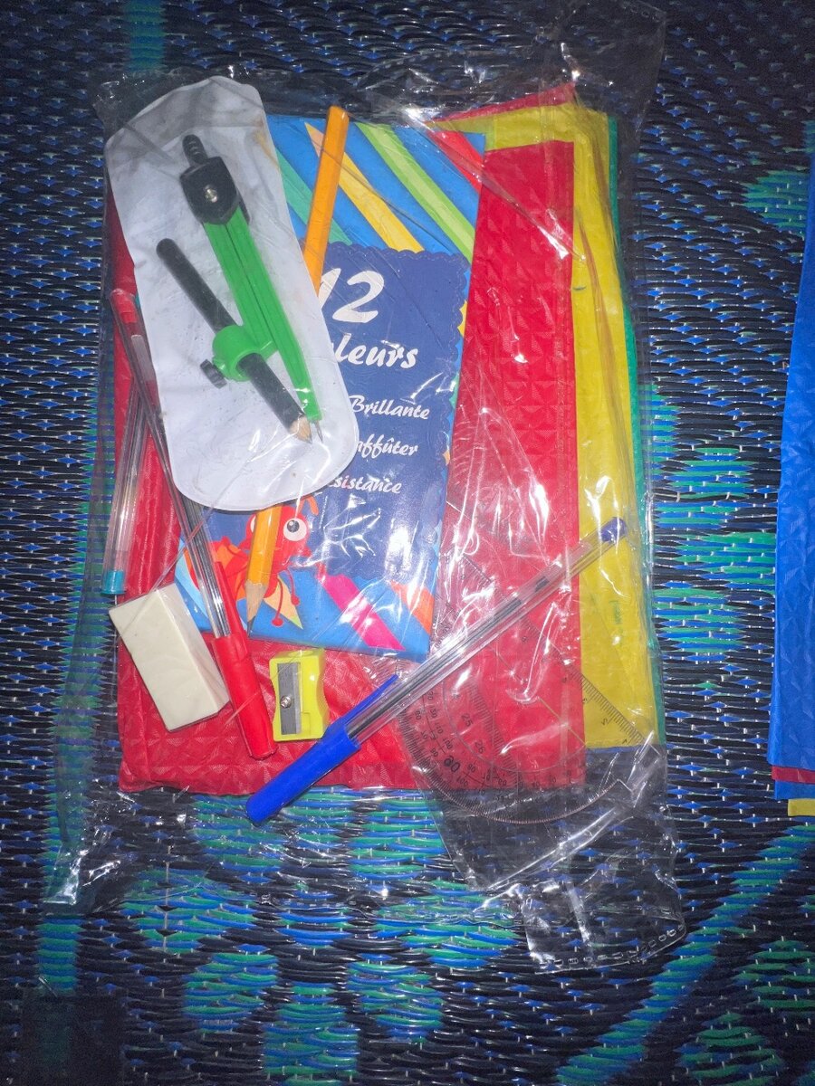 Kit d'écriture et dessin complet