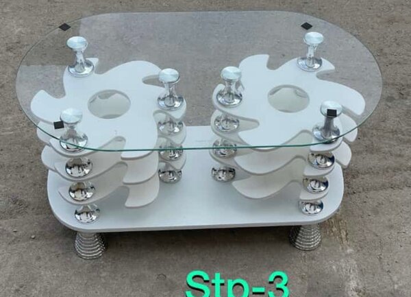 Table basse moderne en verre