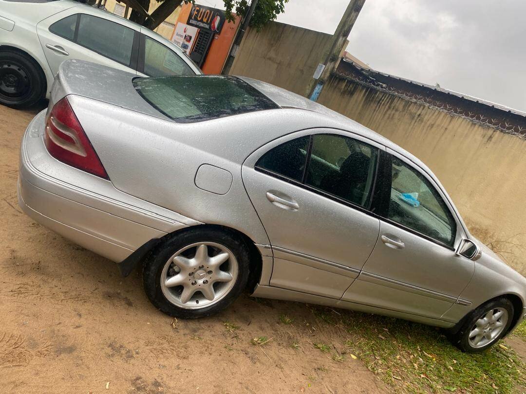 Mercedes c200