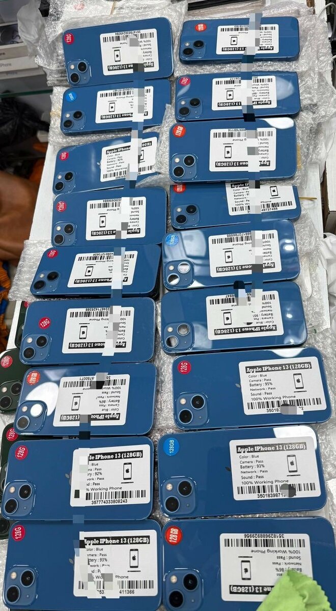 iPhone 13  128 Go Quasi neuf