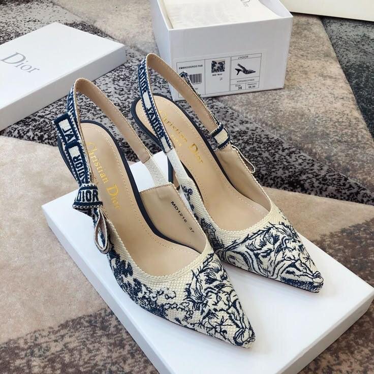 Escarpins Floraux Élégants