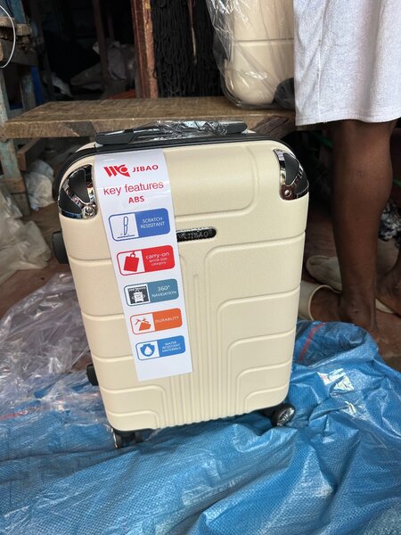 Moyen valise de voyage