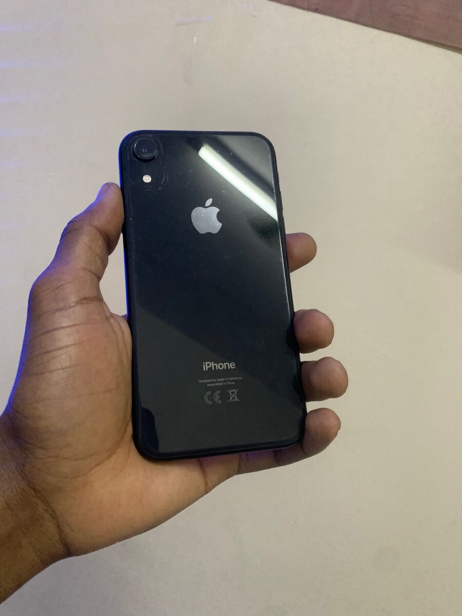 Pre owned iphone XR