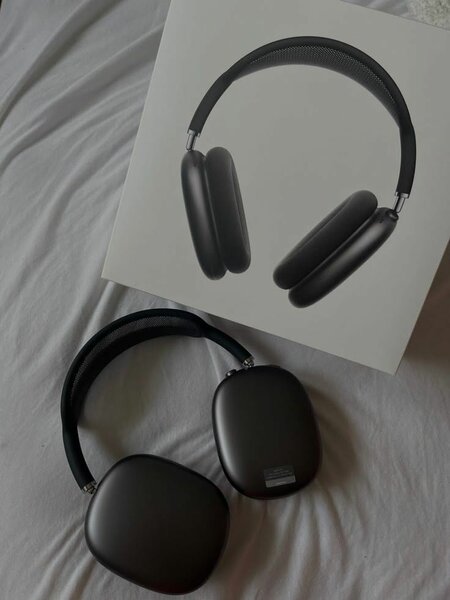 P9 headphones