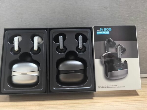 Wireless Bluetooth Earbuds