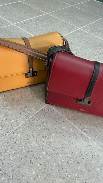 Sacs en cuir élégants femmes