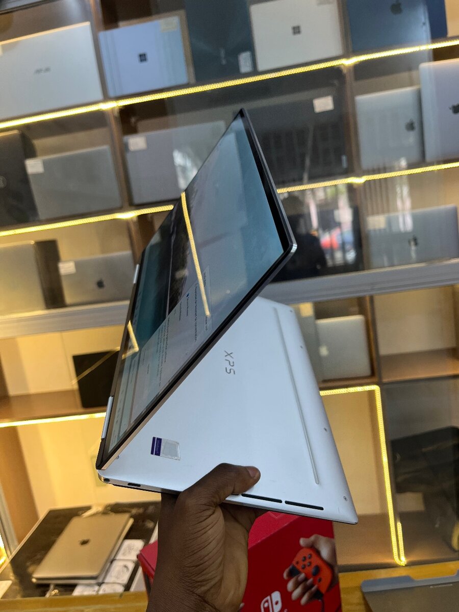 Ordinateur portable Dell XPS 13