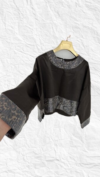 Двойка , кофта с юбкой.