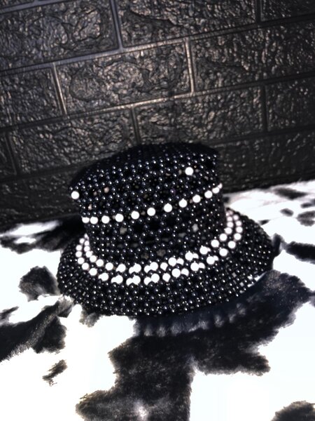 Chapeau en perle