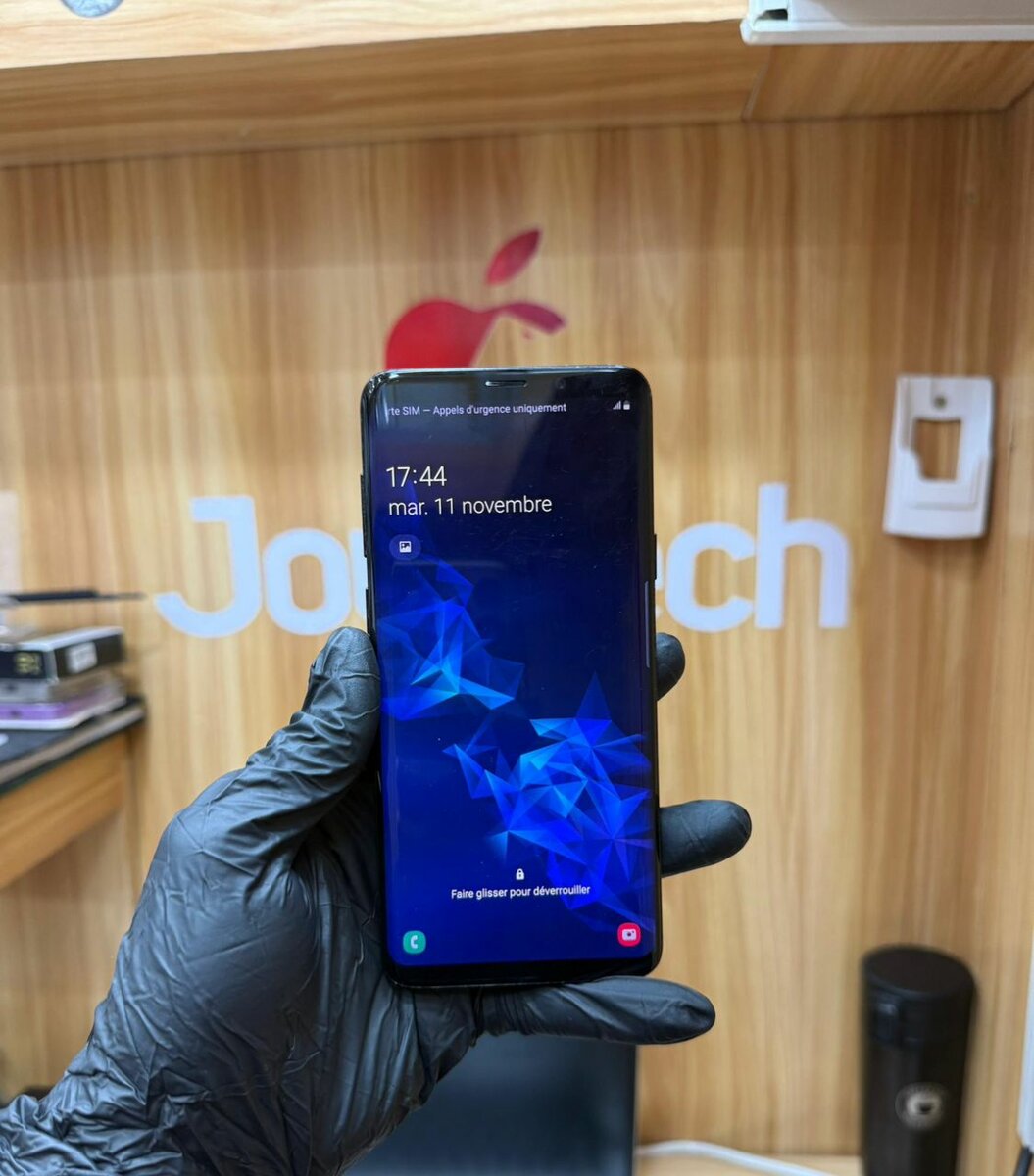 Samsung Galaxy S9+ juste dos f