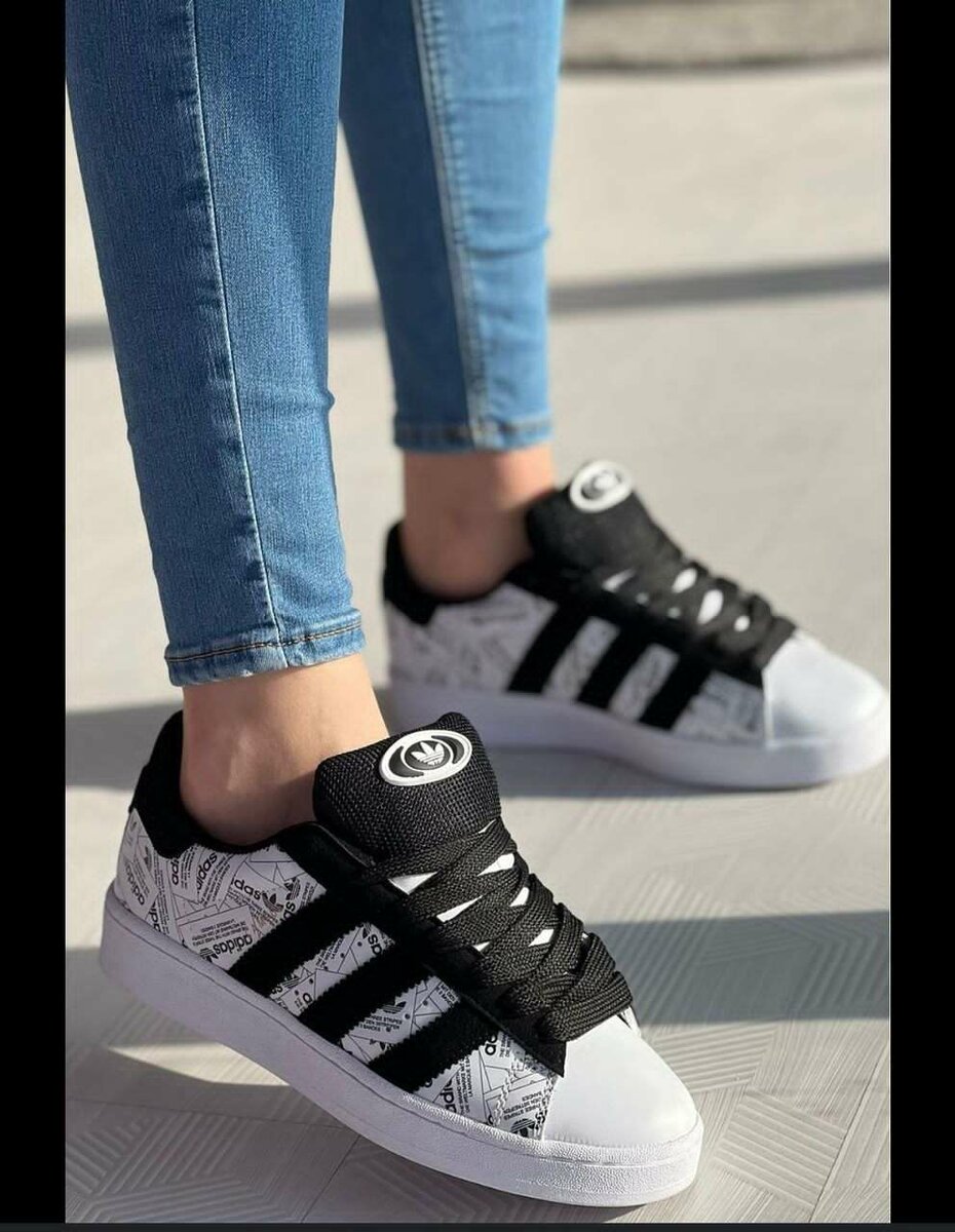 Adidas superstar