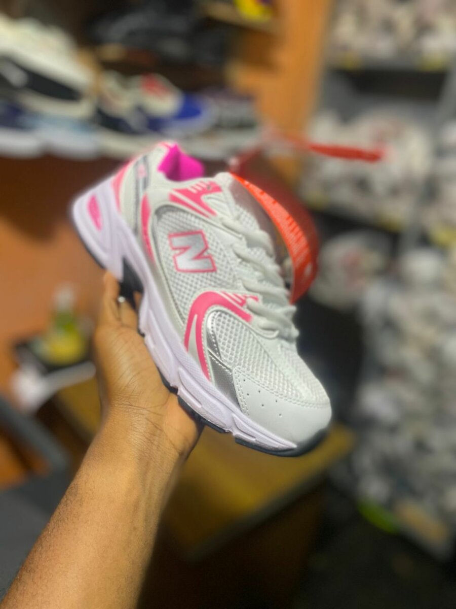 Baskets de Course Roses Femme