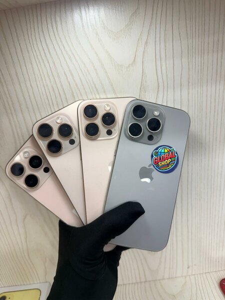 iPhone 16Pro Casi Neuf