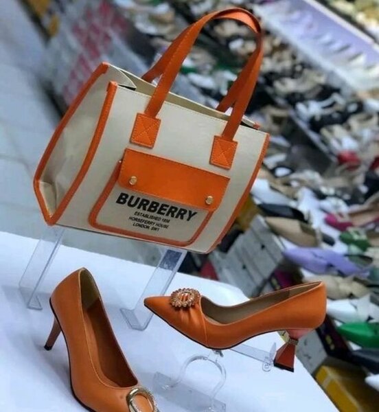 Ensemble élégant sac et talons