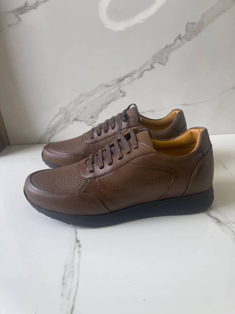 Baskets en cuir homme élégantes