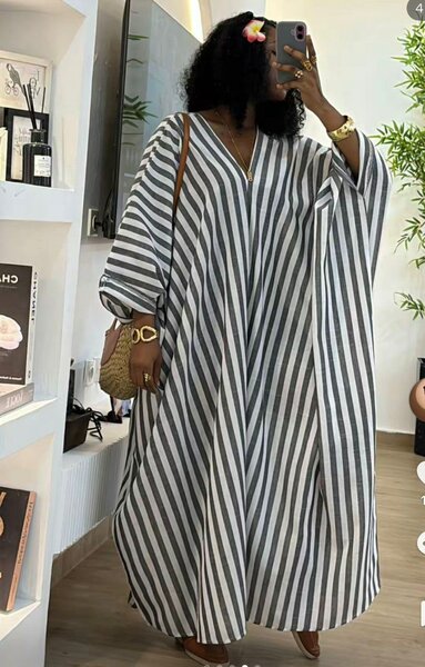 Robe longue rayée élégante