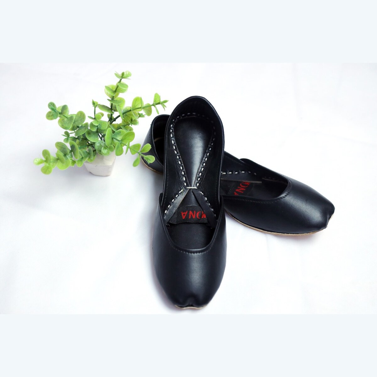 Black Plain Leather Khussa