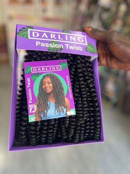 Passion Twist (short)