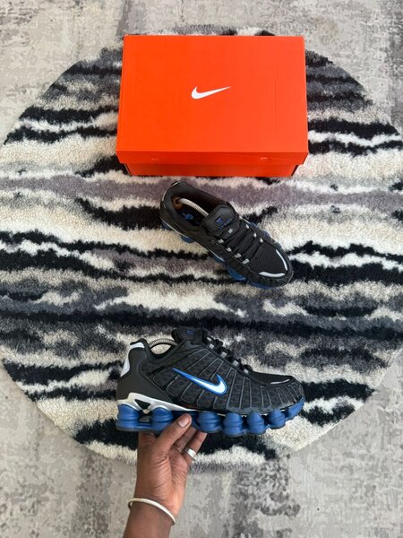 Chaussures Nike Shox