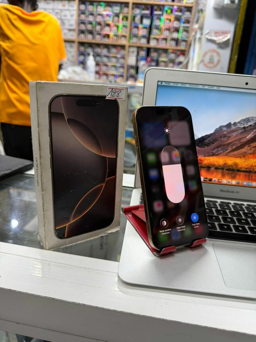 iPhone 16 pro 128Go 2puces