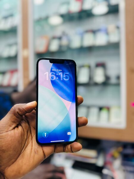 iPhone 13 Pro 128Go tout est d