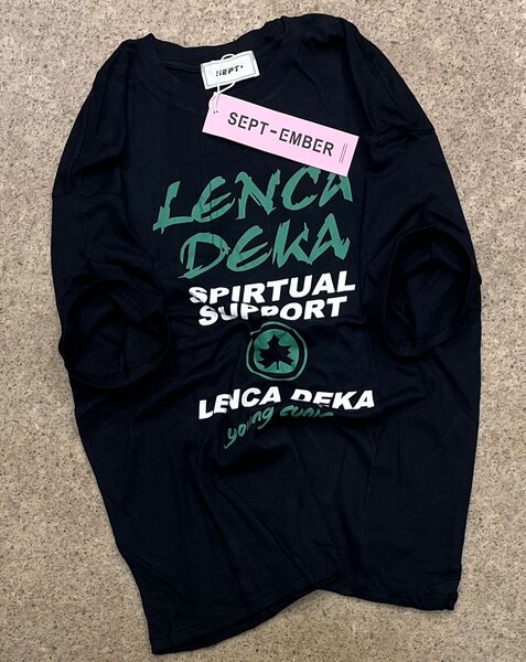 T-shirt imprimé noir tendance