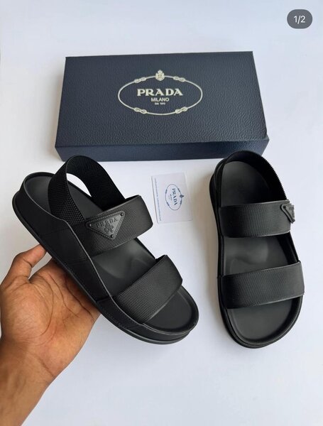 Sandales Prada noires