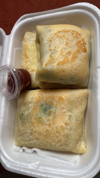 Crêpes fourées à la viande hac