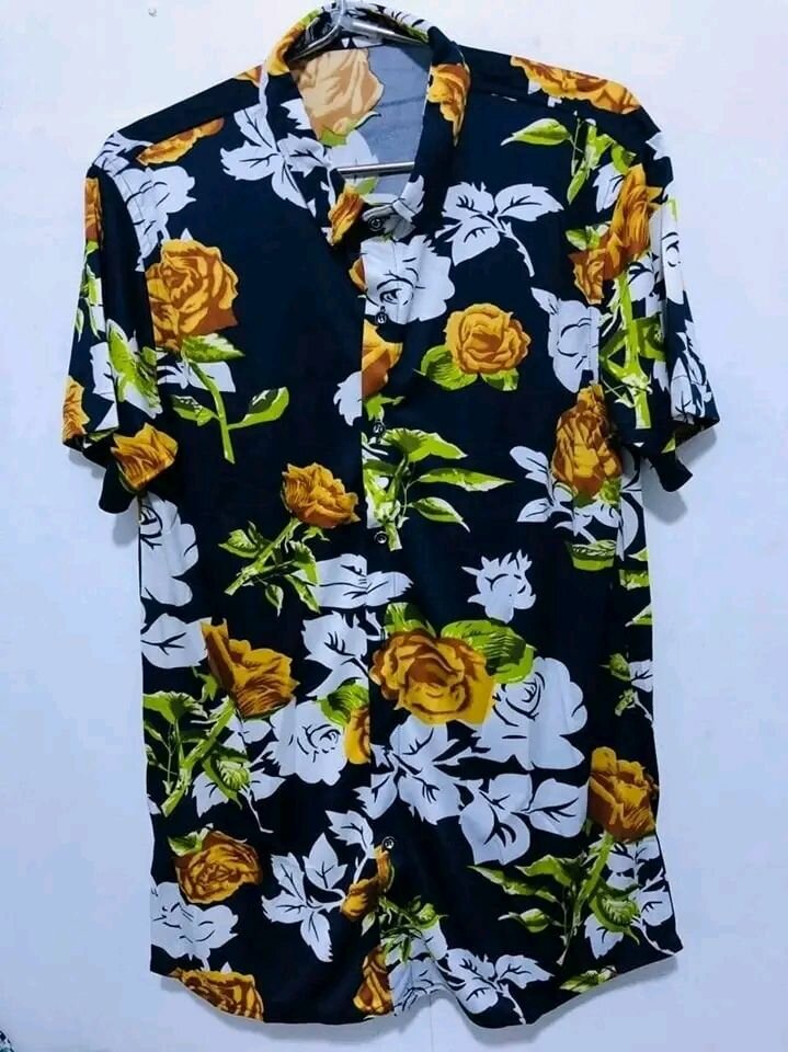 Chemise à fleurs homme élégante