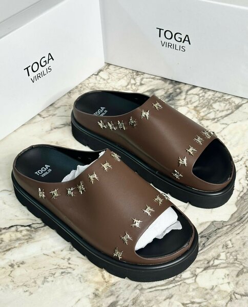 Mules Toga Virilis cuir élégantes