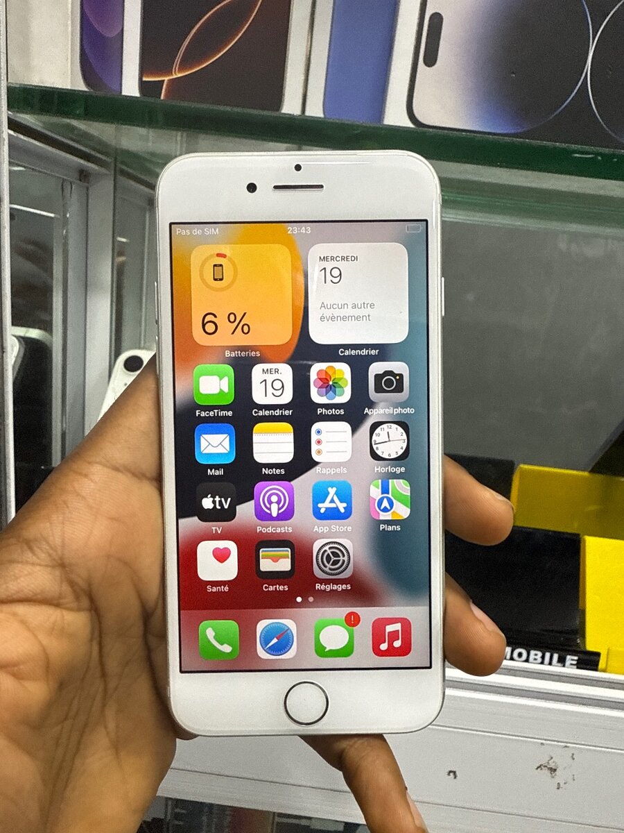 iPhone 7 simple 32gb quasi neufs