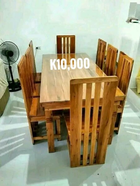 Stylish dining set (table + chairs)