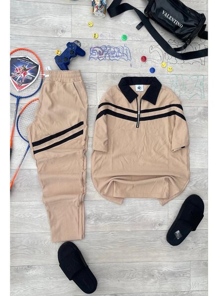 Tenue de sport beige élégante