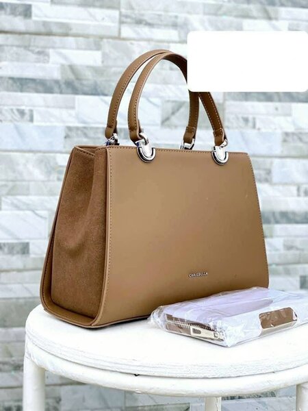 Sac à main élégant en cuir