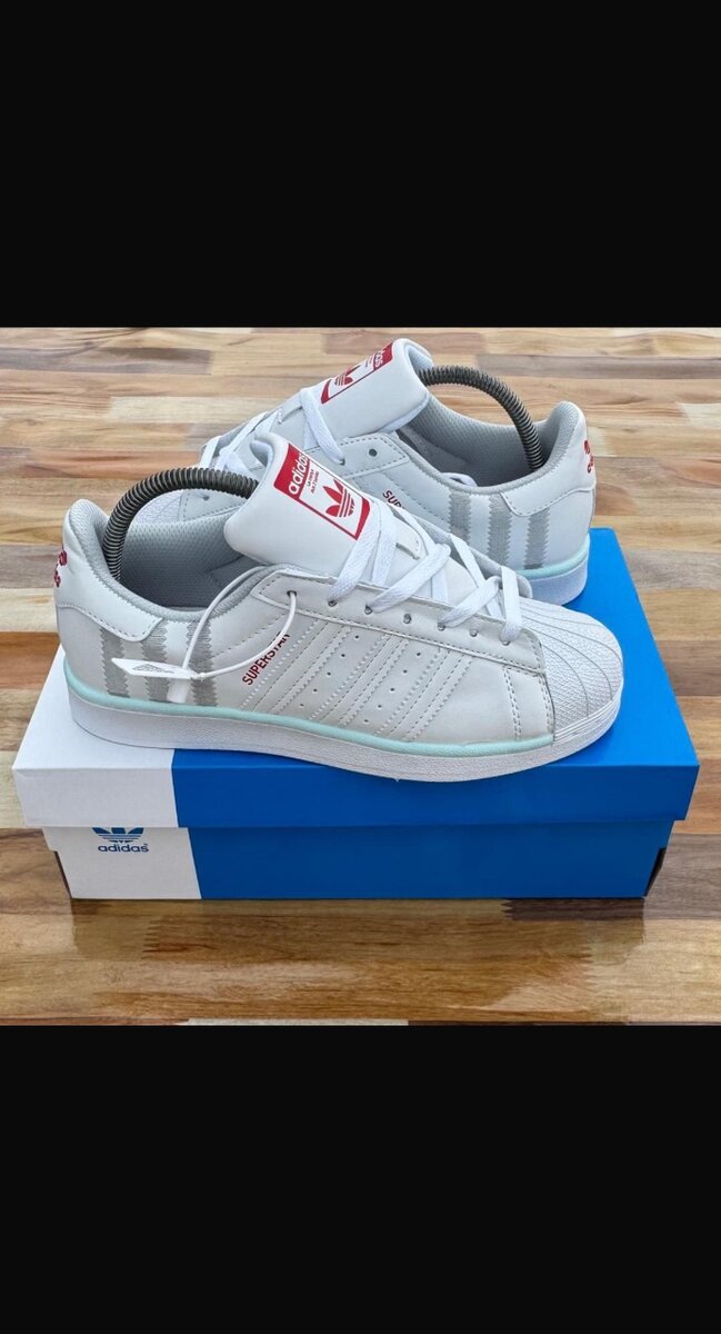 Baskets blanches classiques