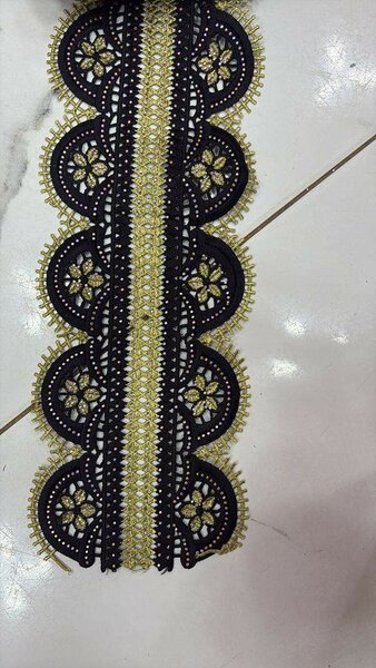 Dentelle décorative en tissu floral