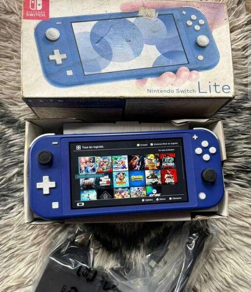 Nintendo Switch Lite Compact