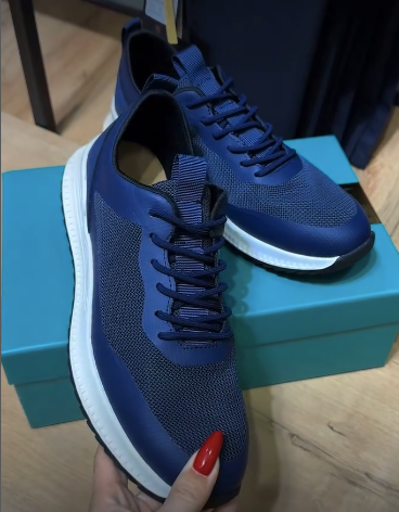 Полуклассические кроссовки 