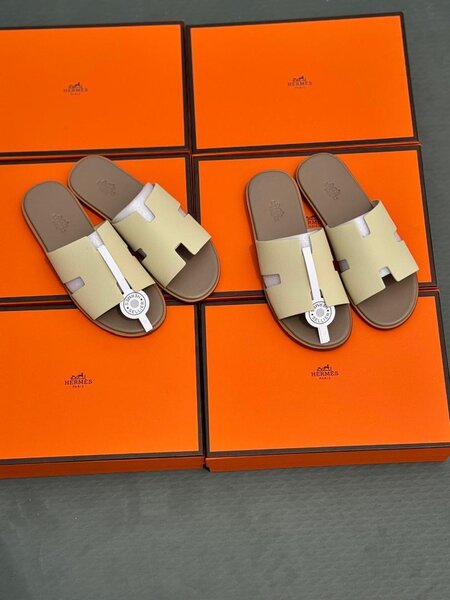 Sandales cuir élégantes