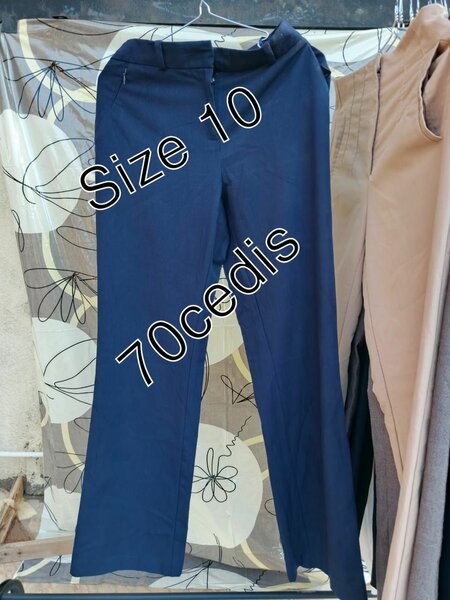 Material Trousers