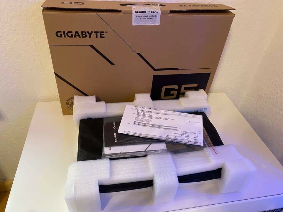 Ordinateur et téléphone