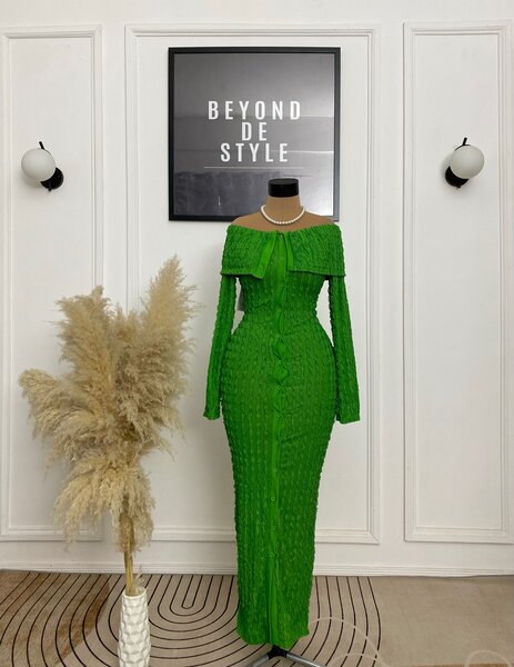 DAIZY RUFFLE DETAIL MIDI DRESS