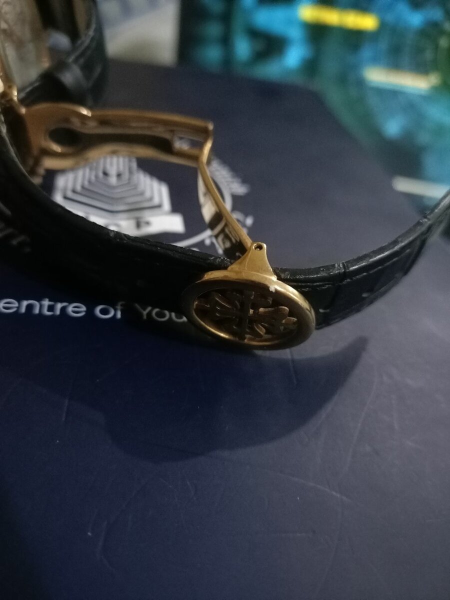 Duel face watch metal body