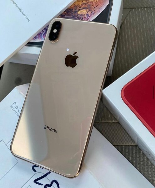 IPHONE XS MAX 256GIG FACTORY UNLOCKED