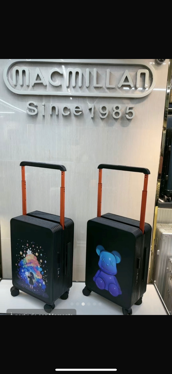 Valises colorées à roulettes