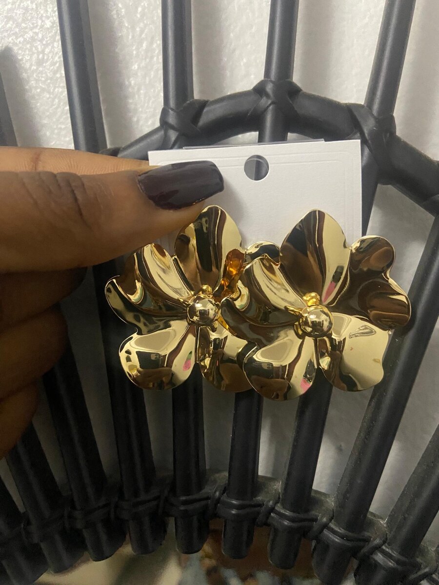 Boucle doreille florale