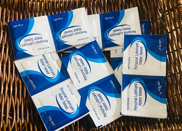 12 sachets de lubrifiant