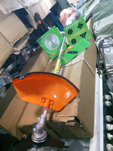 Powerful Brush Cutter Trimmer